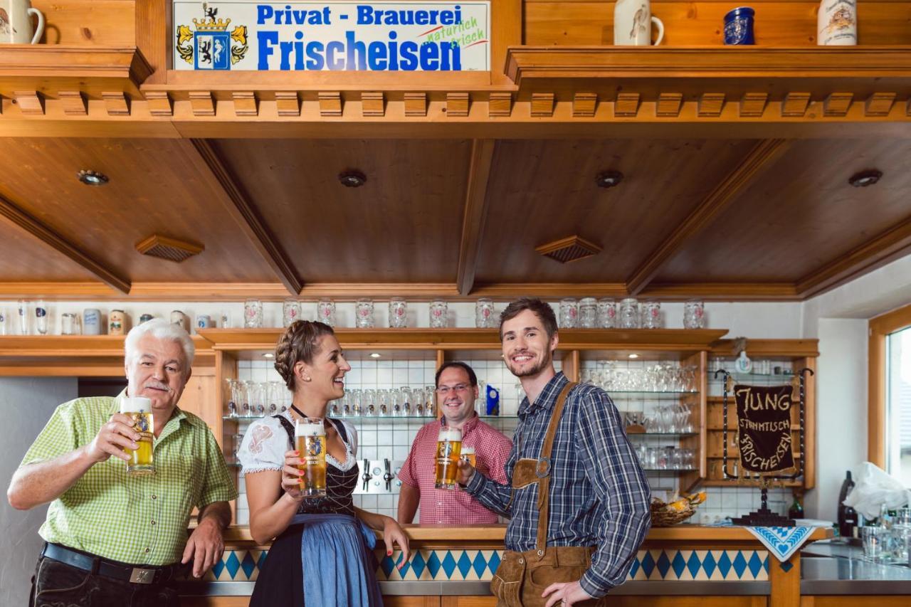 Brauerei Und Gasthof Frischeisen Kelheim Bagian luar foto