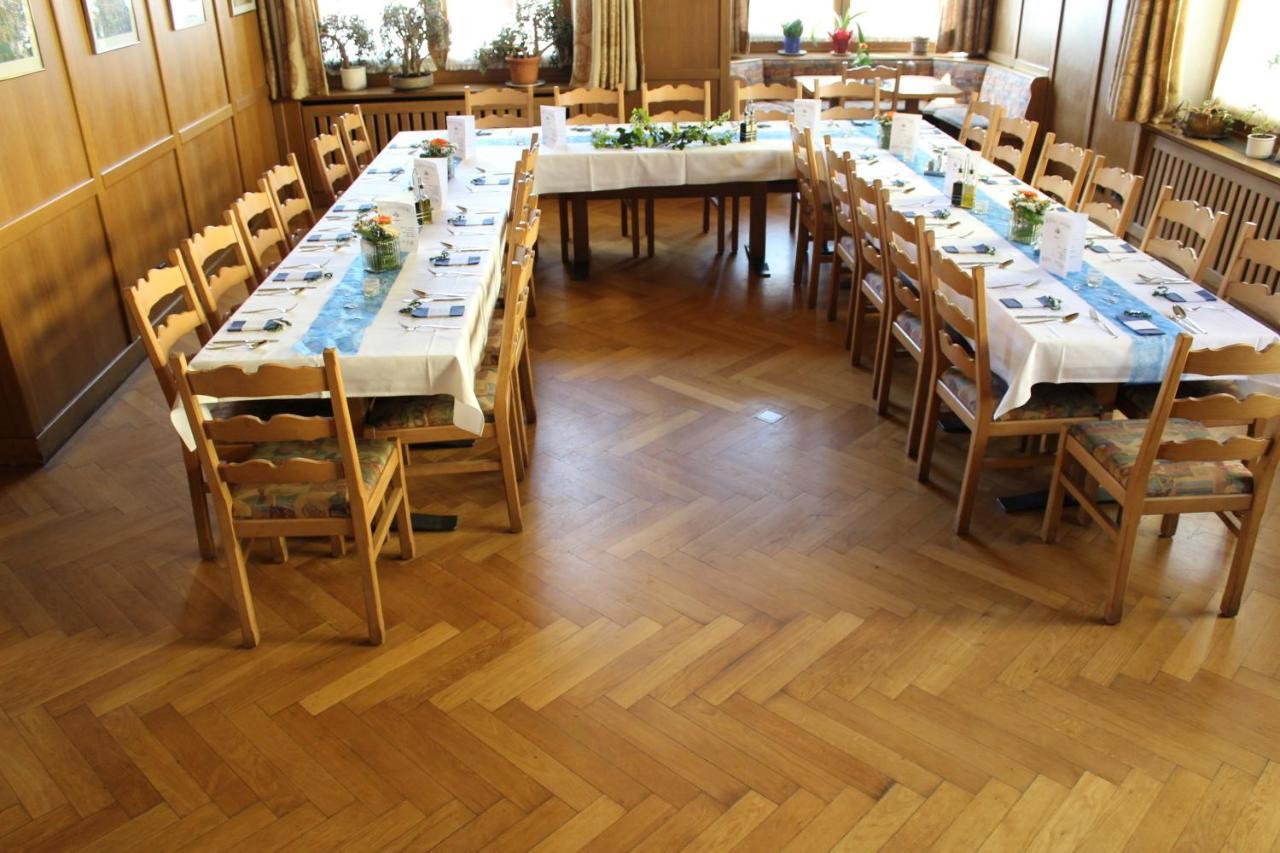 Brauerei Und Gasthof Frischeisen Kelheim Bagian luar foto